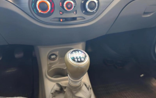 imagem-https://www.socarrao.com.br/sc-vehicle-images-prod/3398275/1788180377710-8363642_9_B_9cb7d7b932.jpeg