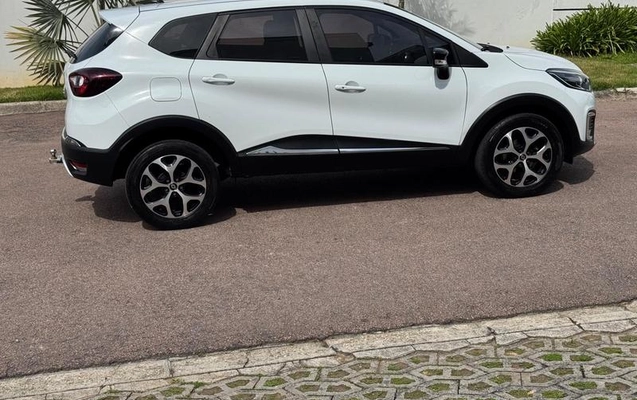 imagem-https://www.socarrao.com.br/sc-vehicle-images-prod/3398474/1788962957050-8408282_20_B_271e7e6d38.jpeg