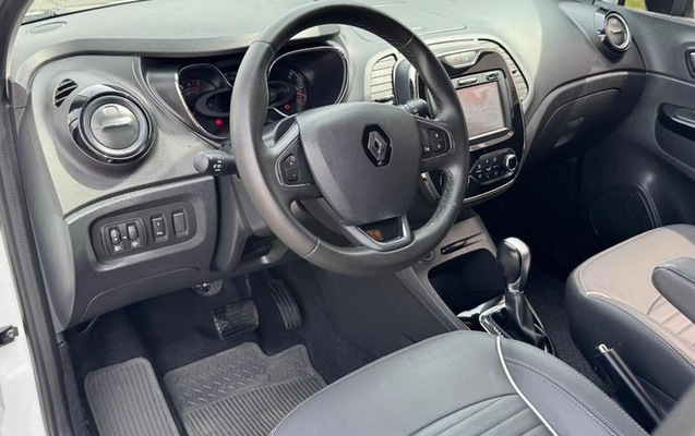 imagem-https://www.socarrao.com.br/sc-vehicle-images-prod/3398474/1788962957052-8408282_9_B_dcaa85c7f6.jpeg
