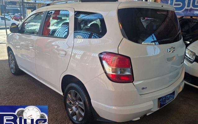imagem-https://www.socarrao.com.br/sc-vehicle-images-prod/3398507/1787504675425-VElONC5qcGVn.jpeg