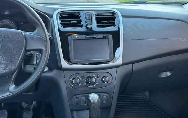 imagem-https://www.socarrao.com.br/sc-vehicle-images-prod/3398607/1788963027146-8408307_1_B_f169d2d88f.jpeg