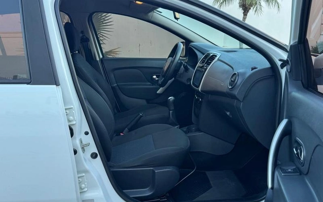 imagem-https://www.socarrao.com.br/sc-vehicle-images-prod/3398607/1788963027150-8408307_4_B_4e364f7fdb.jpeg