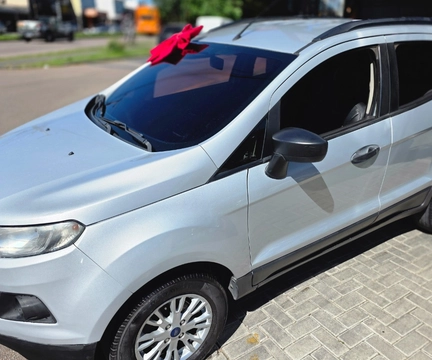 Ford EcoSport 2014 Prata — foto 1 de 3