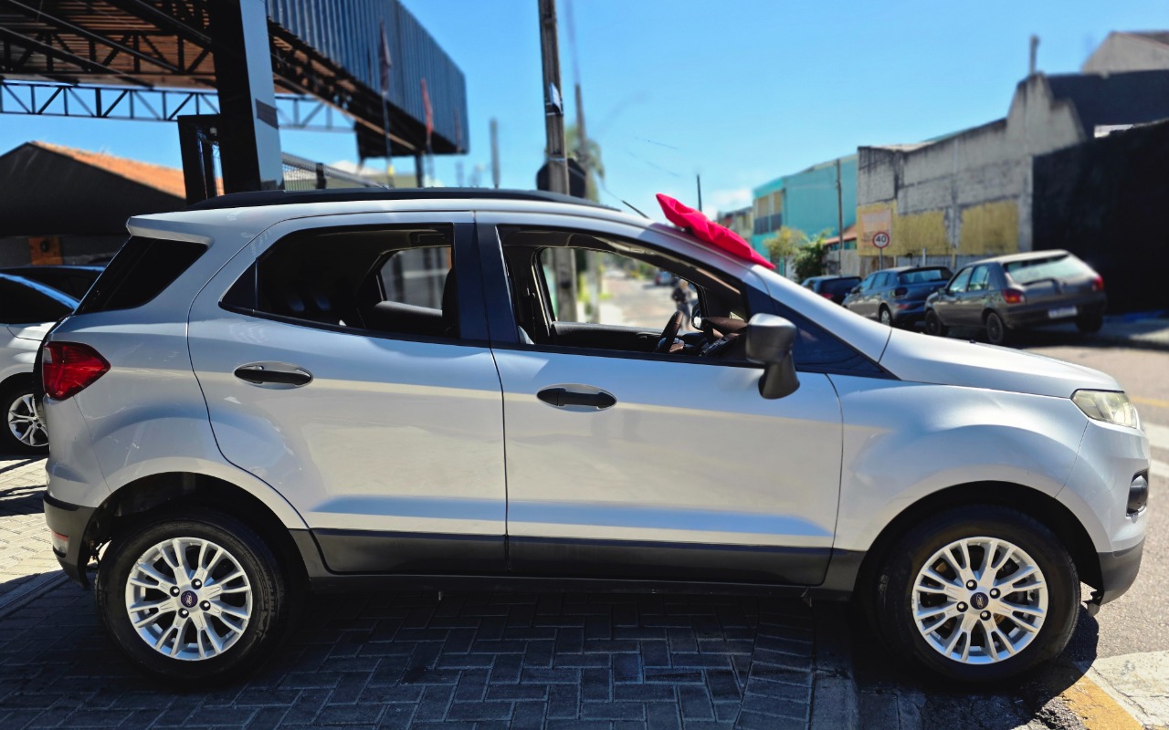 imagem-https://www.socarrao.com.br/sc-vehicle-images-prod/3398632/1787518129090-MjAyNjA4MjFfMTM0MzA5LmpwZw.jpg