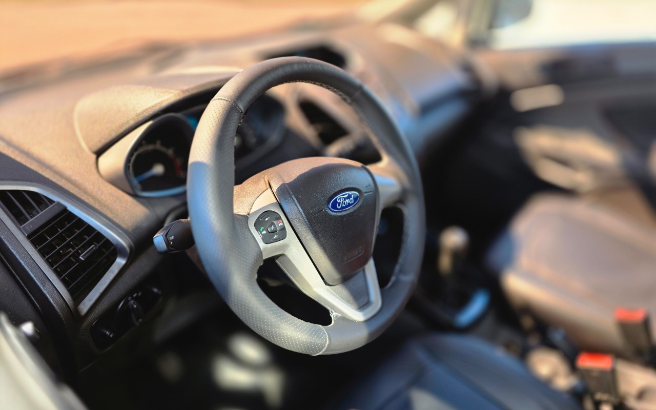 imagem-https://www.socarrao.com.br/sc-vehicle-images-prod/3398632/1787518129314-MjAyNjA4MjFfMTM0NDE0LmpwZw.jpg