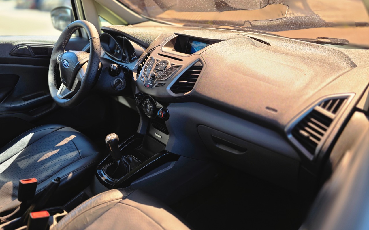 imagem-https://www.socarrao.com.br/sc-vehicle-images-prod/3398632/1787518129434-MjAyNjA4MjFfMTM0NDM3LmpwZw.jpg