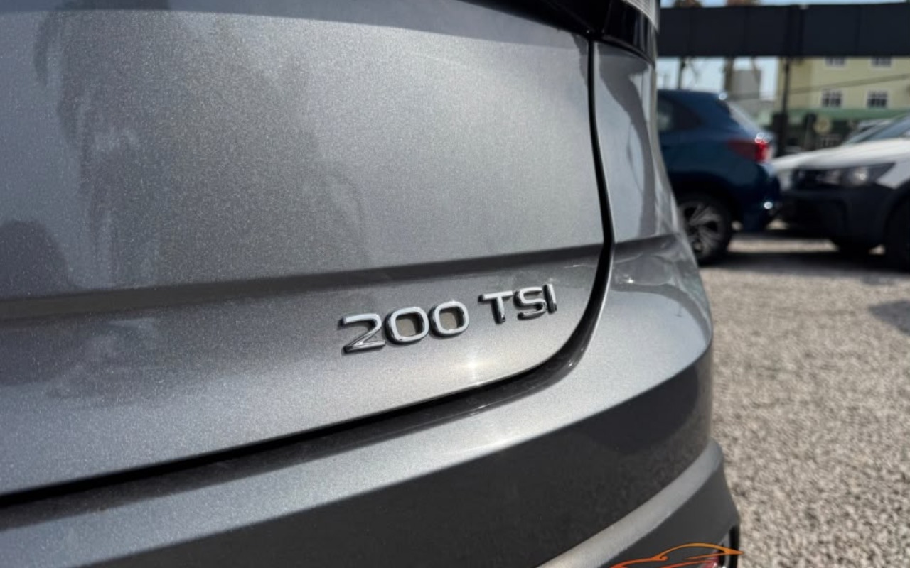 imagem-https://www.socarrao.com.br/sc-vehicle-images-prod/3398641/1787524810014-MTMuanBlZw.jpeg