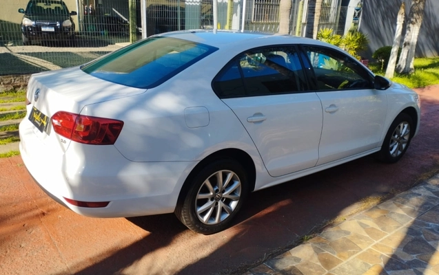 imagem-https://www.socarrao.com.br/sc-vehicle-images-prod/34035/1790773678152-FWU51L8T4ev9OHghcS1xK88qfdr9s5Wi.jpg