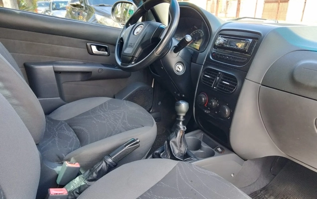 imagem-https://www.socarrao.com.br/sc-vehicle-images-prod/34036/1785416750985-sBgjGf6rWTVx2D2YAz3kCjBt4ZaUXk8R.jpg