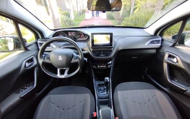 imagem-https://www.socarrao.com.br/sc-vehicle-images-prod/34037/1785416715305-ogXvjcYNFtrjDOa81RbGwldjFCblntnJ.jpg