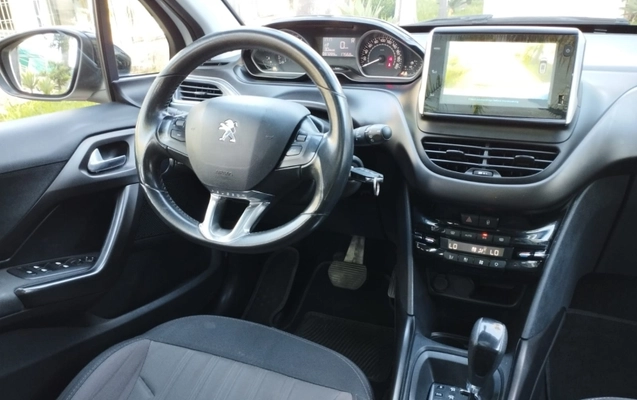 imagem-https://www.socarrao.com.br/sc-vehicle-images-prod/34037/1785416715307-div95KbI6VmIkPk7L89JkuvBQW3Oz59S.jpg