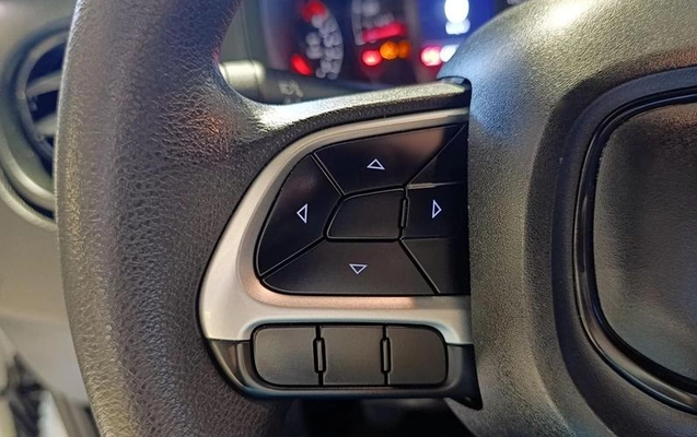 imagem-https://www.socarrao.com.br/sc-vehicle-images-prod/34062/1787224616698-7358545_2_B_15ca49caa3.jpeg