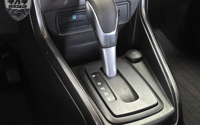 imagem-https://www.socarrao.com.br/sc-vehicle-images-prod/3406302/1789656368708-727ea8db960948b0bb1192423c8a24b8_1787572418578.jpg
