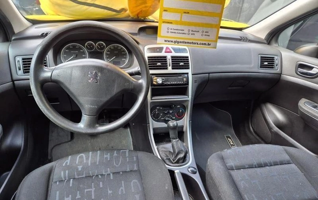 imagem-https://www.socarrao.com.br/sc-vehicle-images-prod/3406318/1787573135883-8408592_0_B_a7bbc2ad9f.jpeg