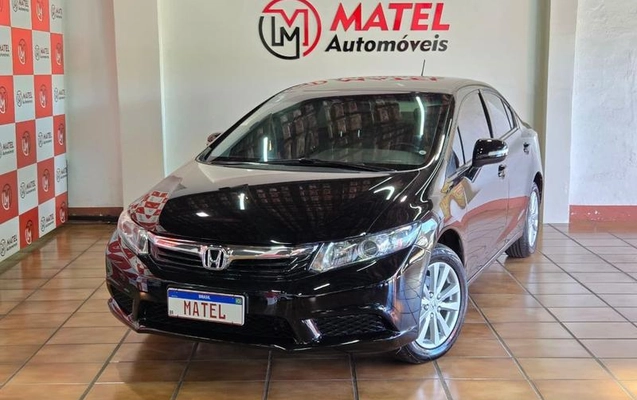 imagem-https://www.socarrao.com.br/sc-vehicle-images-prod/3406327/1787777851828-8408598_3_B_cc5ebf4b97.jpeg
