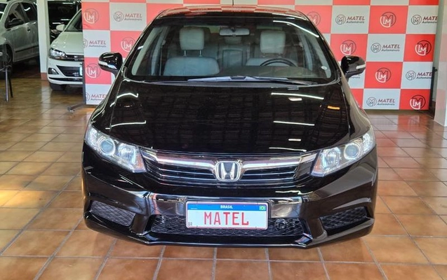 imagem-https://www.socarrao.com.br/sc-vehicle-images-prod/3406327/1787777851830-8408598_0_B_32400d81ea.jpeg