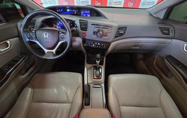 imagem-https://www.socarrao.com.br/sc-vehicle-images-prod/3406327/1787777851840-8408598_7_B_c89001036e.jpeg