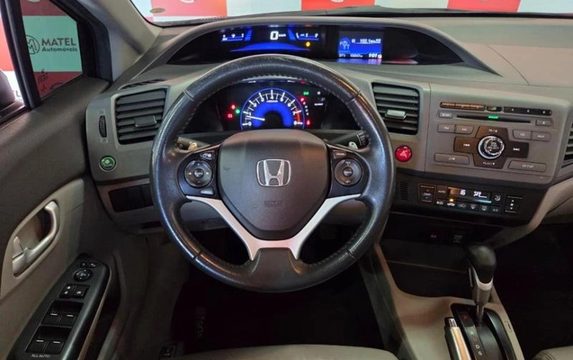 imagem-https://www.socarrao.com.br/sc-vehicle-images-prod/3406327/1787777851842-8408598_9_B_ece2b61548.jpeg