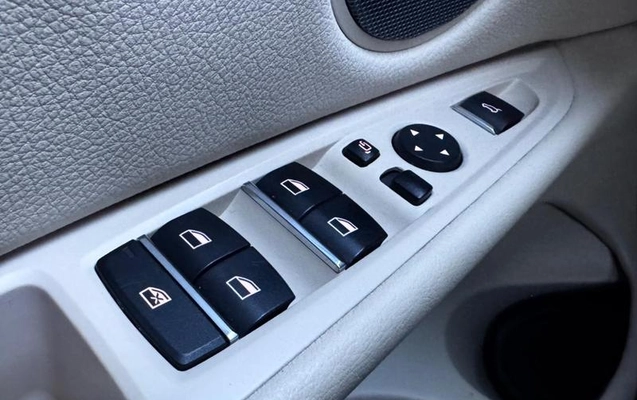 imagem-https://www.socarrao.com.br/sc-vehicle-images-prod/3406334/1787573415123-8404962_13_B_a9460e6597.jpeg