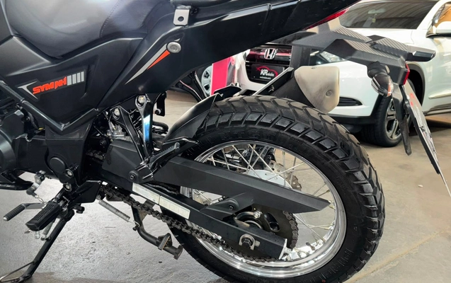 imagem-https://www.socarrao.com.br/sc-vehicle-images-prod/3406395/1789047214452-2c4b4c8ca0094b7b8b41d4bbaf1548a3_1787573432904.jpg