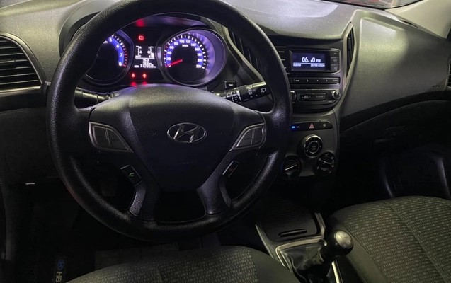imagem-https://www.socarrao.com.br/sc-vehicle-images-prod/3406547/1789403190286-vehicle_image_1787574024_f90e9edbe477b6c72e624a95147a09ef.jpeg