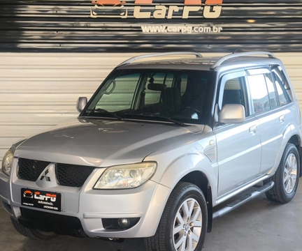 Mitsubishi Pajero TR4 2012 Prata — foto 1 de 3