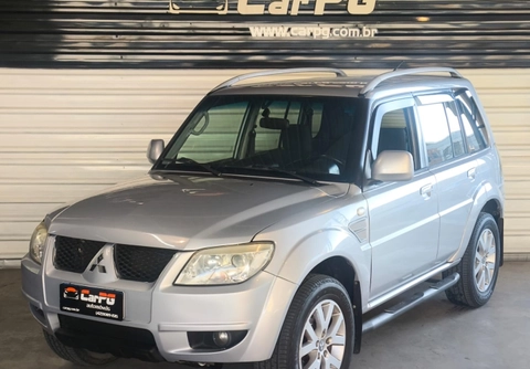 Mitsubishi Pajero TR4 2012 Prata — foto 1 de 3