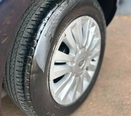 imagem-https://www.socarrao.com.br/sc-vehicle-images-prod/3406707/1787575186834-8402385_8_B_742dadb240.jpeg