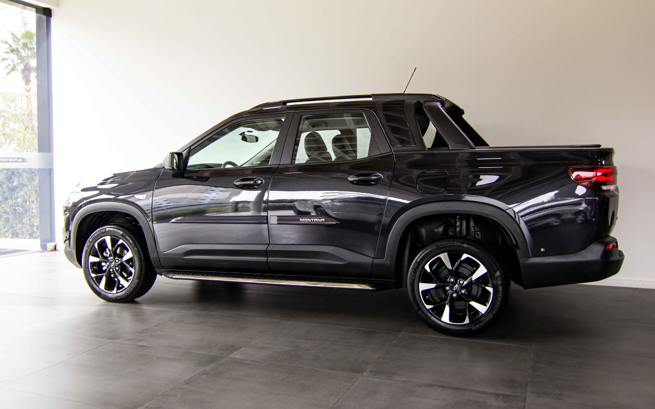 imagem-https://www.socarrao.com.br/sc-vehicle-images-prod/3406856/1787575706420-SU1HXzAwNDQuanBn.jpg