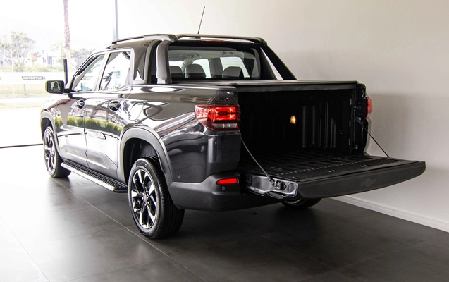 imagem-https://www.socarrao.com.br/sc-vehicle-images-prod/3406856/1787575706472-SU1HXzAwNTAuanBn.jpg