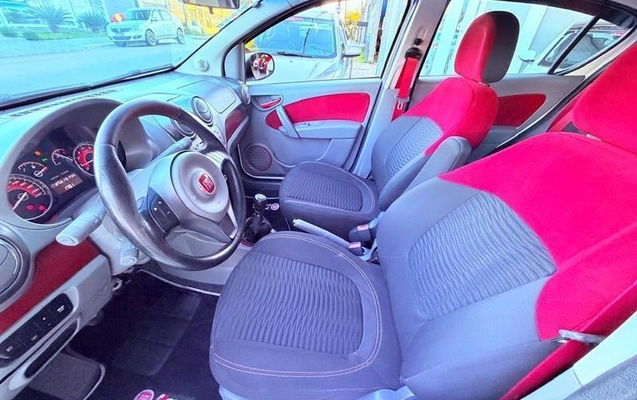 imagem-https://www.socarrao.com.br/sc-vehicle-images-prod/3406957/1790000570496-8407845_13_B_0eb79404b8.jpeg
