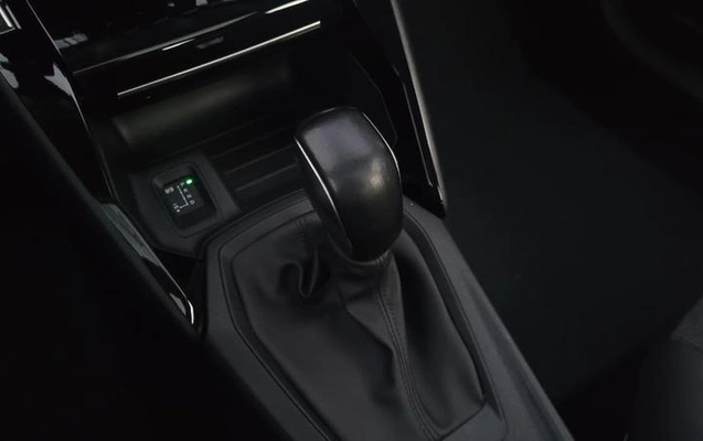 imagem-https://www.socarrao.com.br/sc-vehicle-images-prod/3406994/1789999521649-8404081_9_B_1972bdac54.jpeg