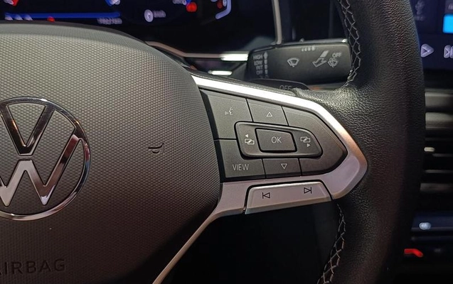 imagem-https://www.socarrao.com.br/sc-vehicle-images-prod/34070/1787224548607-7504817_12_B_6fb459361b.jpeg