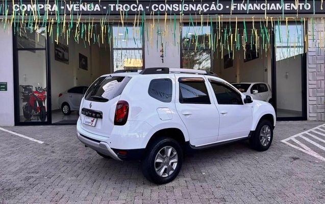 imagem-https://www.socarrao.com.br/sc-vehicle-images-prod/3407022/1789504937834-8332188_0_B_561ae0c064.jpeg