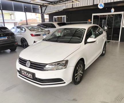 Volkswagen Jetta 2015 Branco — foto 1 de 3
