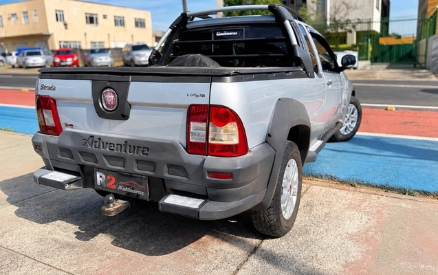 imagem-https://www.socarrao.com.br/sc-vehicle-images-prod/3407192/1787576760385-VqMW5MCD8widUlESRHwVZPhkosdtZSaB.jpg