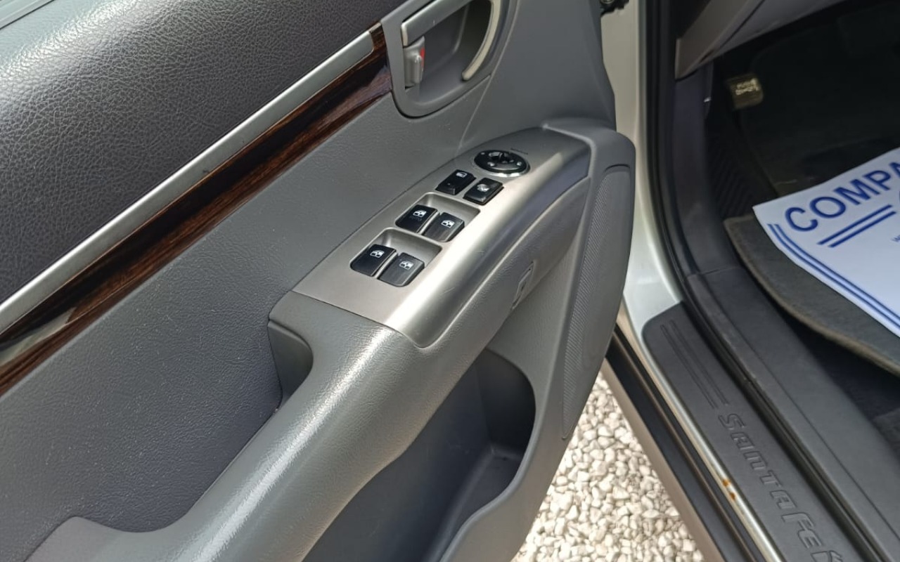 imagem-https://www.socarrao.com.br/sc-vehicle-images-prod/3407371/1789161364073-V2hhdHNBcHAgSW1hZ2UgMjAyNi0wOS0xMSBhdCAxOC4wNC41OS5qcGVn.jpeg