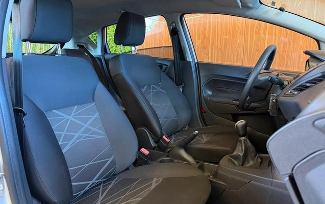 imagem-https://www.socarrao.com.br/sc-vehicle-images-prod/3407404/1789473229933-8383892_13_B_889162b524.jpeg