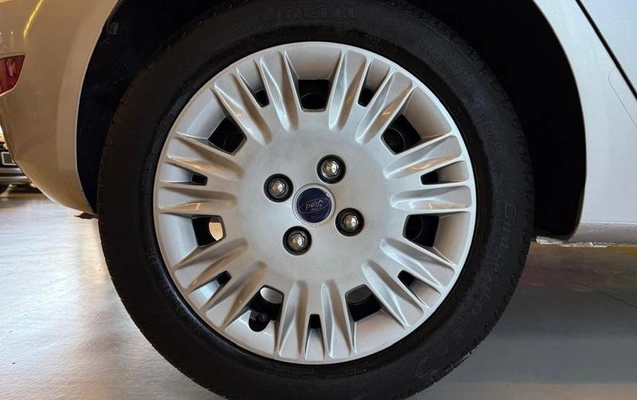 imagem-https://www.socarrao.com.br/sc-vehicle-images-prod/3407404/1789473229940-8383892_5_B_2474b28b62.jpeg