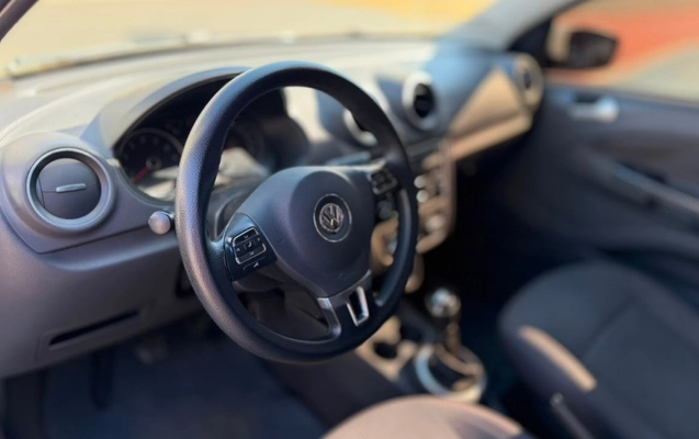 imagem-https://www.socarrao.com.br/sc-vehicle-images-prod/3407430/1787577187610-KLE86FSSLMDrnnoCBrop94XdEfpXshKY.jpg