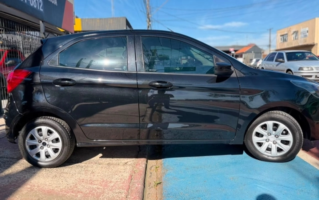 imagem-https://www.socarrao.com.br/sc-vehicle-images-prod/3407431/1787577202366-Zlnqk0HTTF9McrEPs1bbdmSCEuh5pCPM.jpg