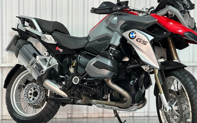 imagem-https://www.socarrao.com.br/sc-vehicle-images-prod/3407851/1787578430511-6cf28a435bcb4a49bdab69537adab97f_1787578331201.jpg