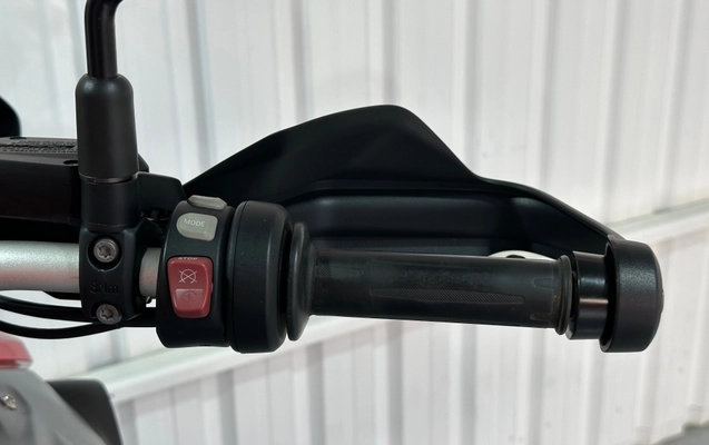 imagem-https://www.socarrao.com.br/sc-vehicle-images-prod/3407851/1787578430513-adea08e8c66a4e2c875d71ddab8de9c7_1787578331212.jpg