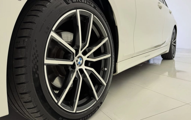 imagem-https://www.socarrao.com.br/sc-vehicle-images-prod/3408357/1787579847159-vehicle_image_1787579629_54ebd105ce7d92b53e6510ba3b11cd5b.jpeg