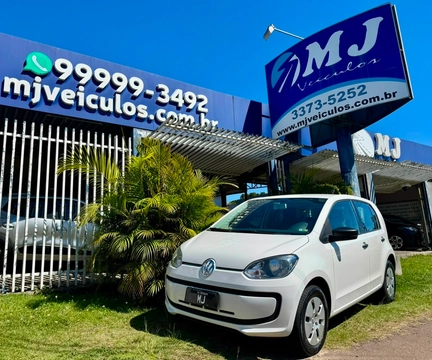 Volkswagen Up! 2017 Branco — foto 1 de 3