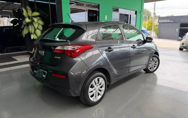 imagem-https://www.socarrao.com.br/sc-vehicle-images-prod/3408528/1789149843425-gb-a9f6762.jpeg