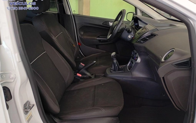 imagem-https://www.socarrao.com.br/sc-vehicle-images-prod/3408537/1787580196445-1234787.jpg
