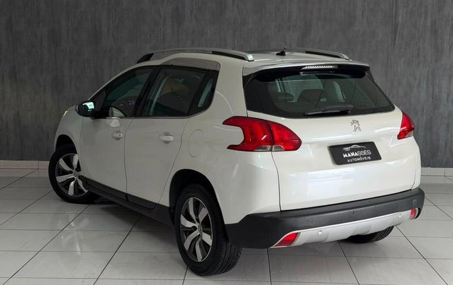 imagem-https://www.socarrao.com.br/sc-vehicle-images-prod/3408560/1789509731112-8359617_14_B_16e1b5823e.jpeg