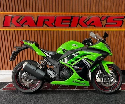 KAWASAKI NINJA 300 2014 Verde — foto 1 de 3