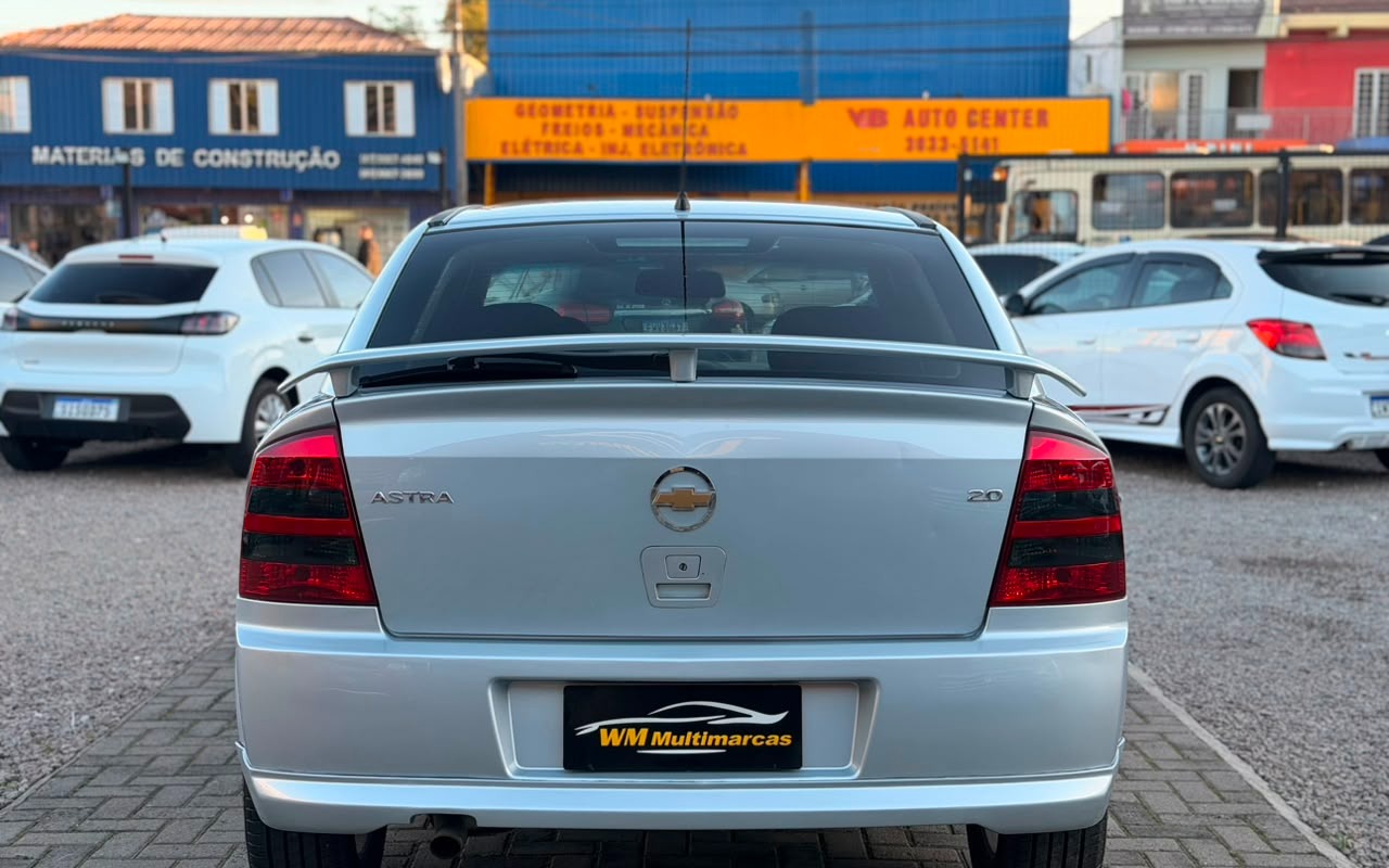 imagem-https://www.socarrao.com.br/sc-vehicle-images-prod/3408693/1787580946431-V2hhdHNBcHAgSW1hZ2UgMjAyNi0wOC0yNCBhdCAxMC4zMy4wNy5qcGVn.jpeg